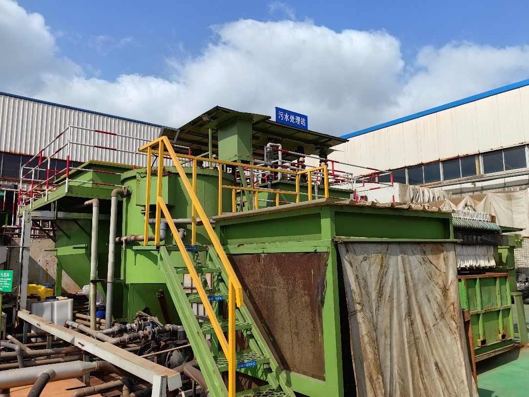 �͜����l��